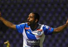 Bryan Angulo ¿Que sería del Puebla sin el?