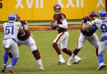 Alex Smith regresó a los emparrillados