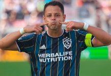 No soy el mejor jugador, amigo, compañero, padre o humano, pero ninguno lo somos porque el mejor no existe: Chicharito