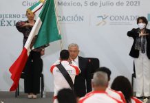 AMLO abandera a delegación mexicana que participará en los Juegos Olímpicos de Tokio 2020