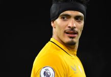 Raúl Jiménez anotó su gol 50 con los Wolves