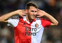 Santiago Giménez y un debut de ensueño en Europa